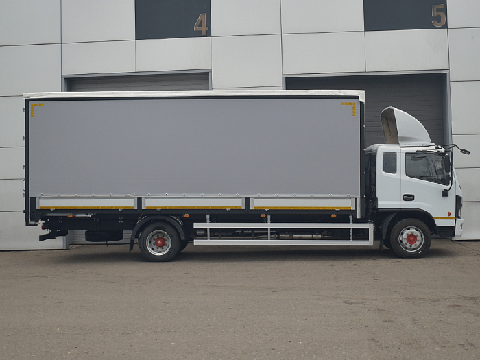 Шторный фургон Dongfeng C120L